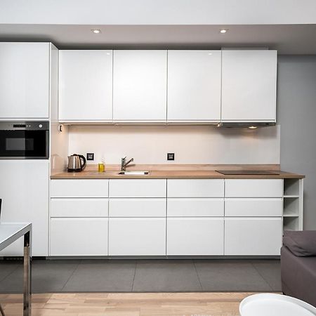 Rentplanet - Apartamenty Atal Tower Wrocław Exteriör bild