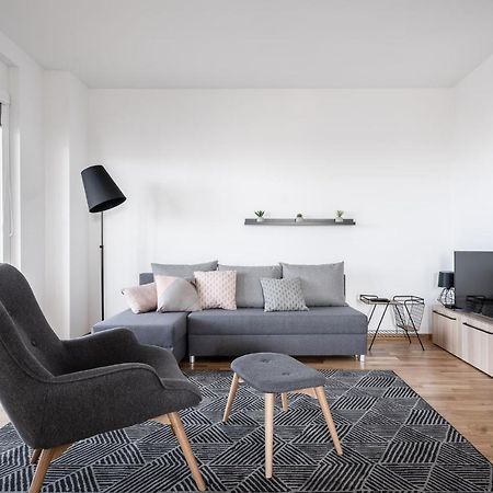 Rentplanet - Apartamenty Atal Tower Wrocław Exteriör bild