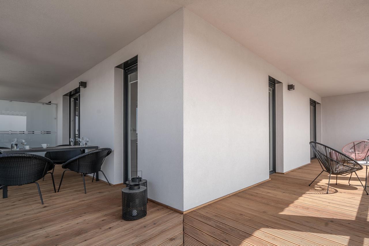 Rentplanet - Apartamenty Atal Tower Wrocław Exteriör bild