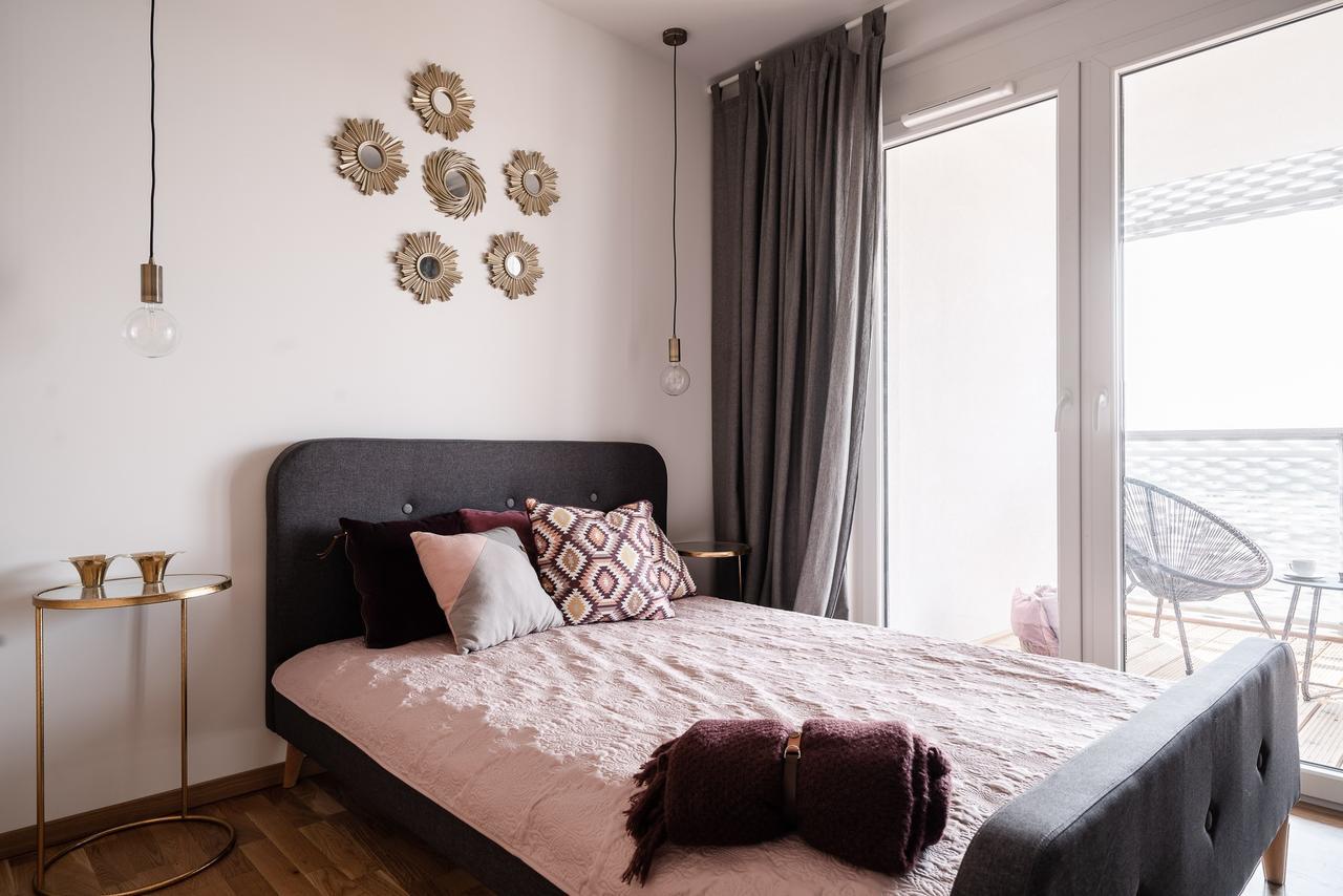 Rentplanet - Apartamenty Atal Tower Wrocław Exteriör bild